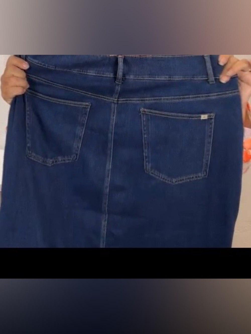 HALARA Denim Pencil Skirt with Front Slit and pockets